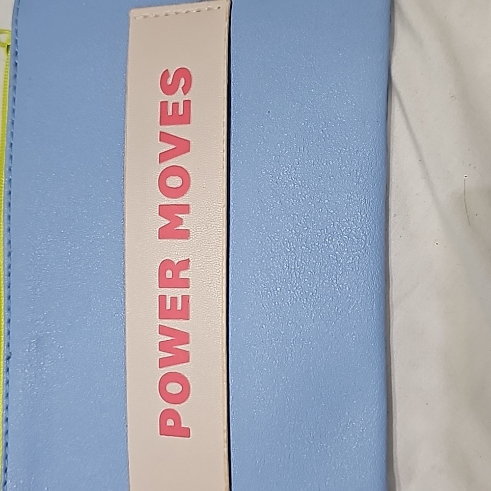 Ipsy makeup bag - Picture 3 of 3